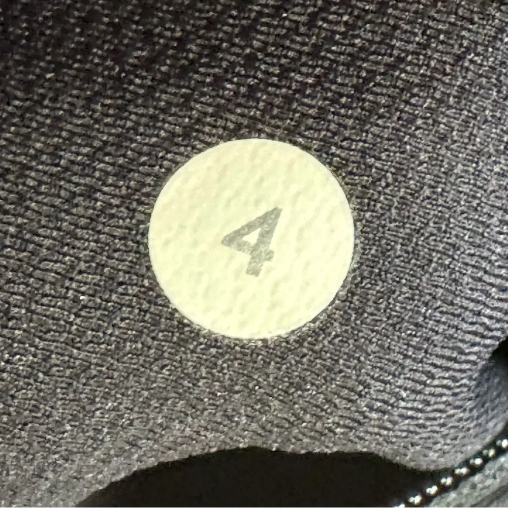 Lululemon Tight Stuff Tight Reflective in Black / Night Fall Black Tricolor Sz 4 - Picture 11 of 14